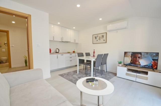 Nikola Lux Apartments Muo Esterno foto